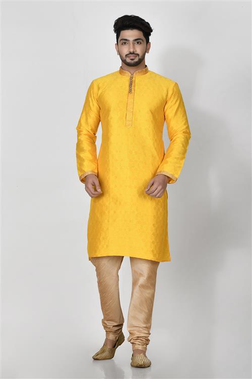 https://media.vinhemfashion.com/Images/RajsahiVol4AVLS185H2NZ0T6FRD/image/designer